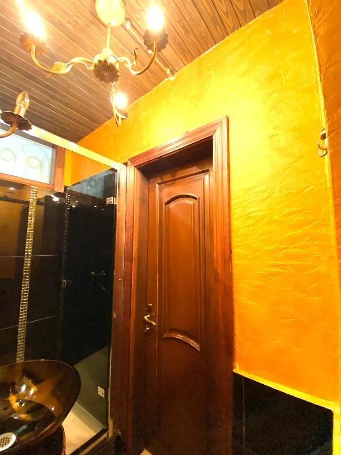 Центр Львова Вулиця Лесі Українки 19 Apartment  Lviv